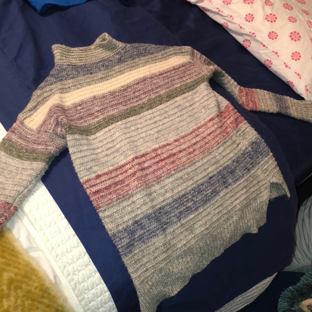 American eagle sweater